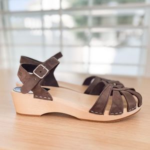 NEW SWEDISH HASBEENS BROWN SIZE 40